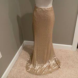 Lulu’s high waisted sequence skirt